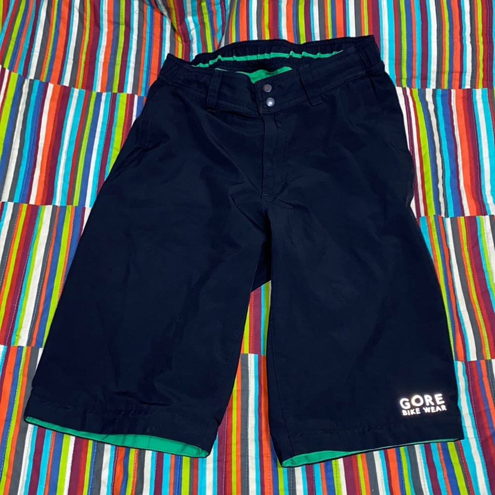 Gore wind stopper reflective logo, zippered, pockets, fast shipping small